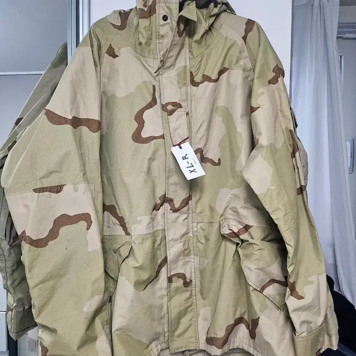 [SOLD OUT] 미군 사막3색 고어텍스 자켓 - 엑스라지 레귤러 (115