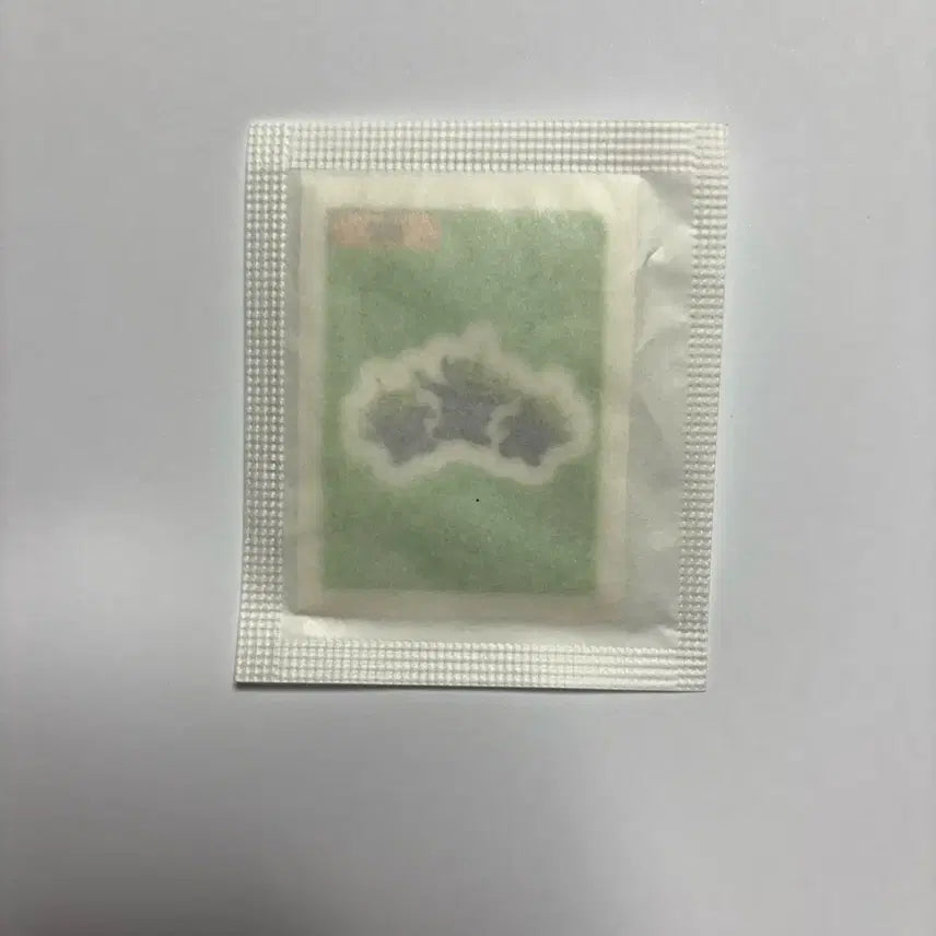 [BUNJANG] Starbucks Toy Story Alien (Rare) Sticker - Sealed / 스타벅스 토이스토리 띠부씰 알린(레어) 미개봉 새상품