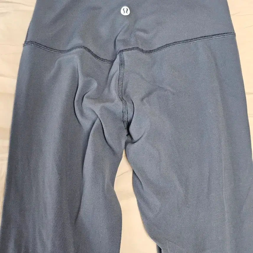 [BUNJANG] Lululemon Align Leggings 25-inch Blue 4-size / 룰루레몬 얼라인 레깅스 25인치 블루 색상 4사이즈