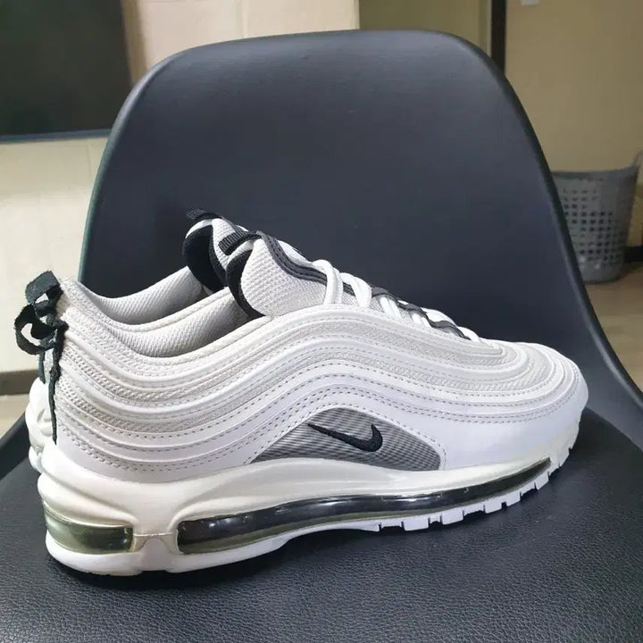 [SOLD OUT] 나이키 에어맥스97 화이트 블랙 운동화(235)