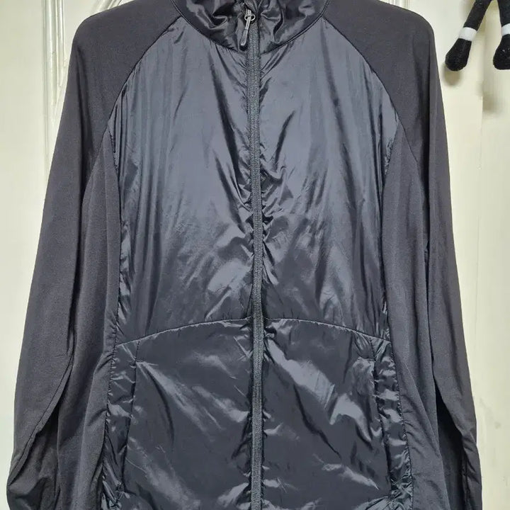 [SOLD OUT] UR 블랙 여성 짚업  자켓