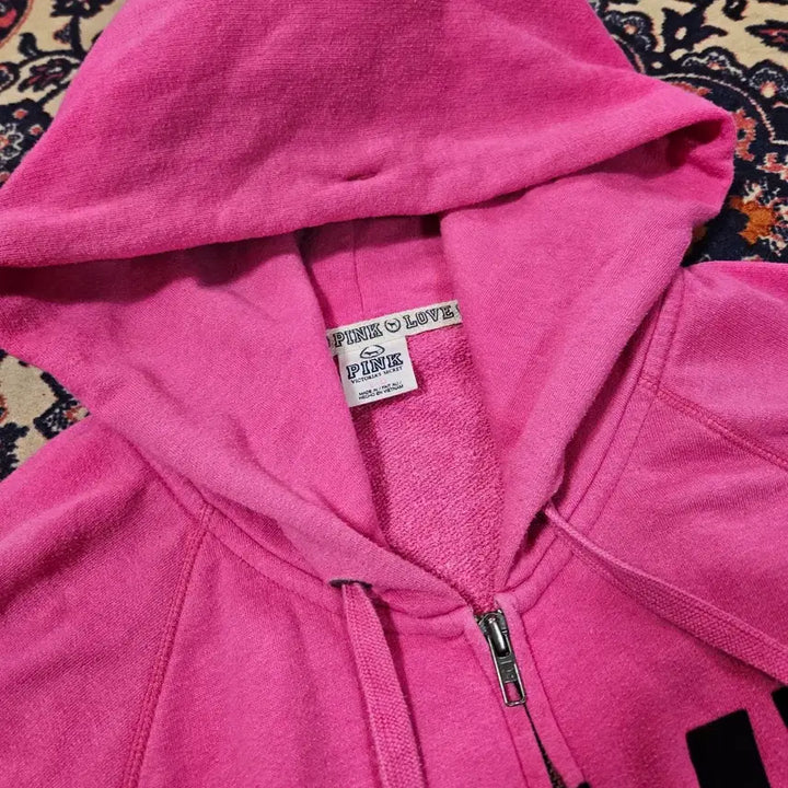 [SOLD OUT] Victoria&