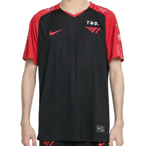 [SOLD OUT] 2022 T1 나이키 유니폼 페이커 마킹 제오페구케 전원 친필 사인