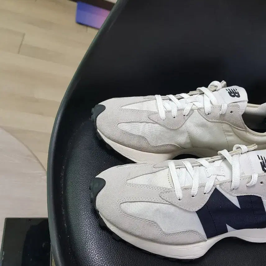 [SOLD OUT] 뉴발란스 327 아이보리 네이비 운동화(270)