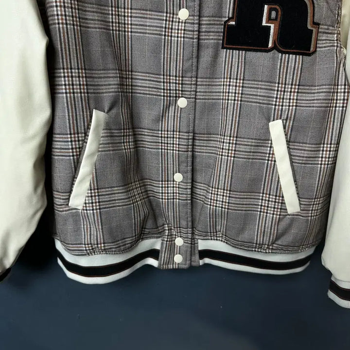[BUNJANG] S h&amp;m 체크 누빔 바시티 자켓 / S h&amp;m 체크 누빔 바시티 자켓