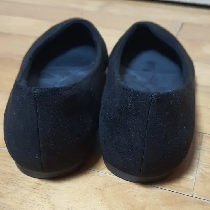 [SOLD OUT] (미사용) 블랙 스웨이드 플랫슈즈 구두 245