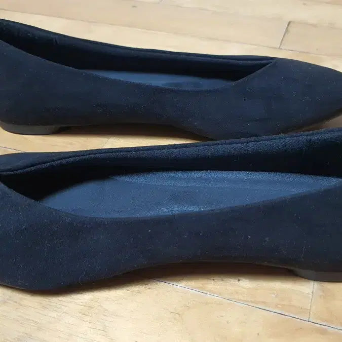 [SOLD OUT] (미사용) 블랙 스웨이드 플랫슈즈 구두 245