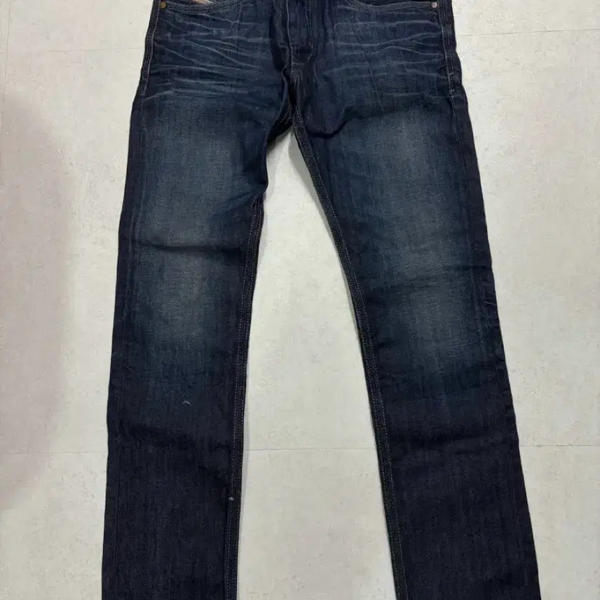 [BUNJANG] Diesel Raw Denim Straight Fit Jeans / 디젤 바지
