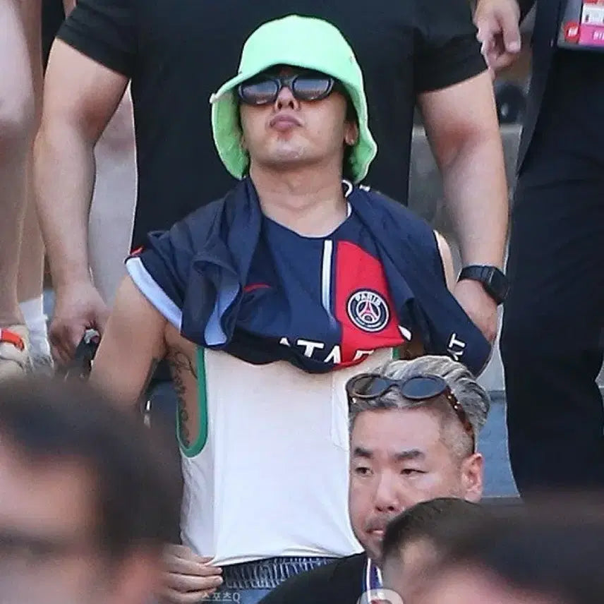 [BUNJANG] 피스마이너스원 코듀로이 버킷햇 팝니다 / 피스마이너스원 코듀로이 버킷햇 팝니다