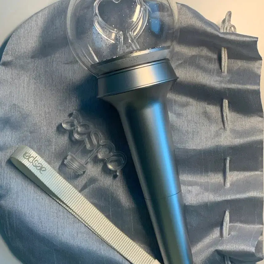 [BUNJANG] aespa Karina S.Bong v1 Emblem Light Stick / 에스파 응원봉 스봉이v1 카리나 엠블럼 (+2023시그)