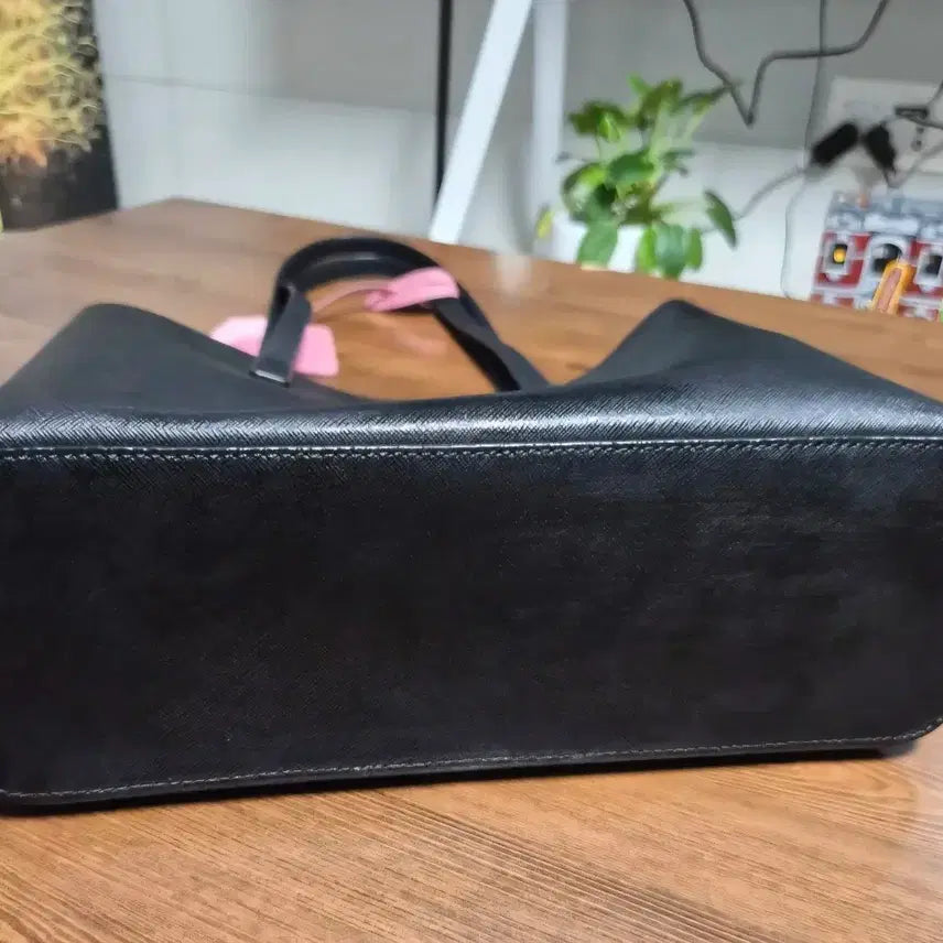 [BUNJANG] Jill Stuart Pink Heart Charm Shoulder Bag / 질스튜언트 핑크하트 참장식 숄더백