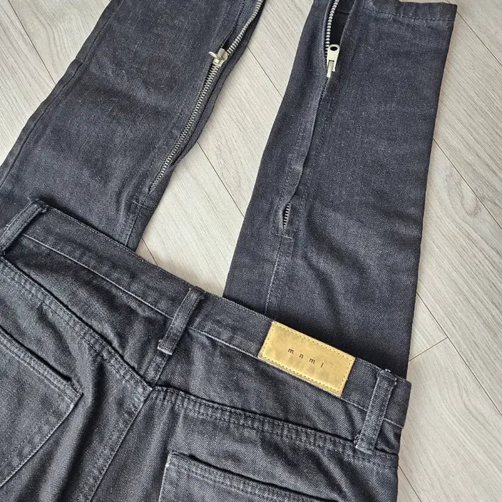[BUNJANG] mnml Ripped Jeans / mnml 지퍼 무파진