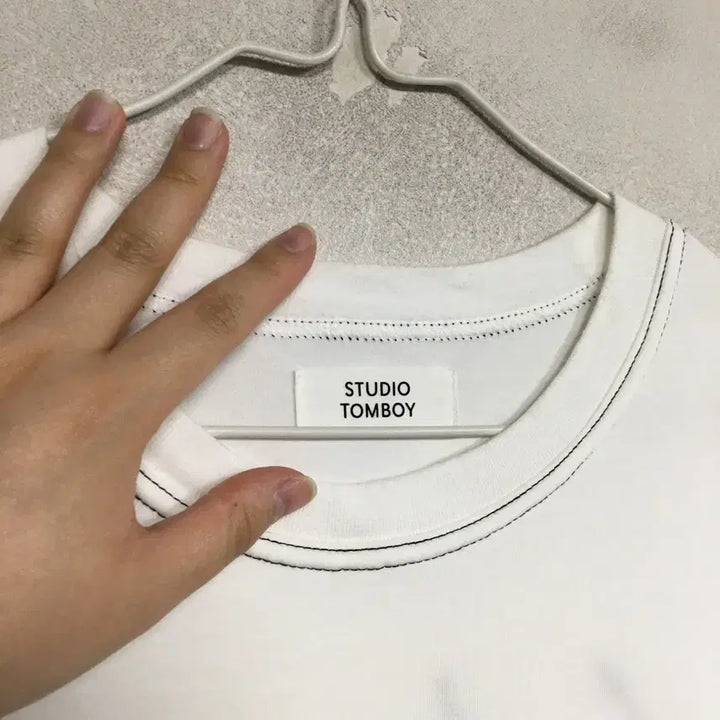 [BUNJANG] Studio Tomboy Stitch Short Sleeve T-Shirt Free Size / 스튜디오톰보이 스티치 반팔 티셔츠 F