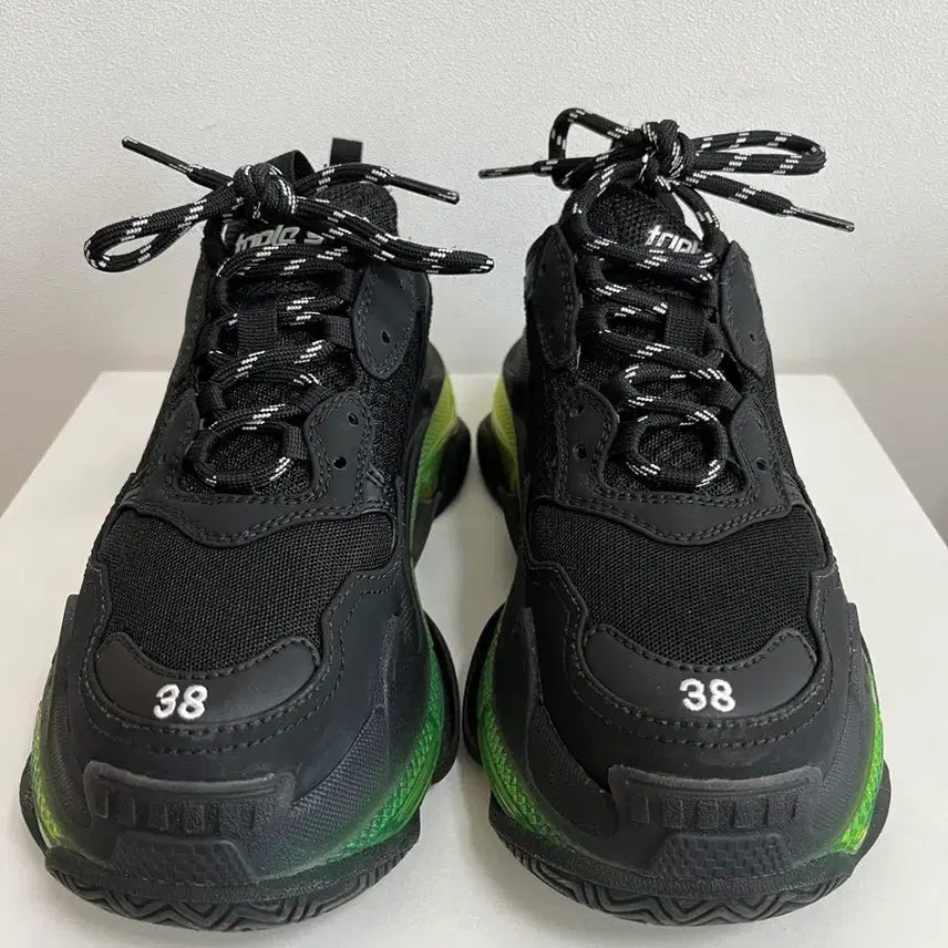 [BUNJANG] Balenciaga Sneakers Size 38 / 발렌시아가 스니커즈38사이즈