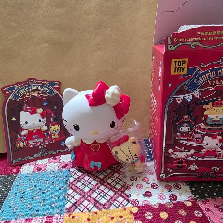 [BUNJANG] Sanrio Nutcracker Series Figure Kitty Tiny Charm / 산리오 호두까기 인형 시리즈 피규어 키티 타이니참