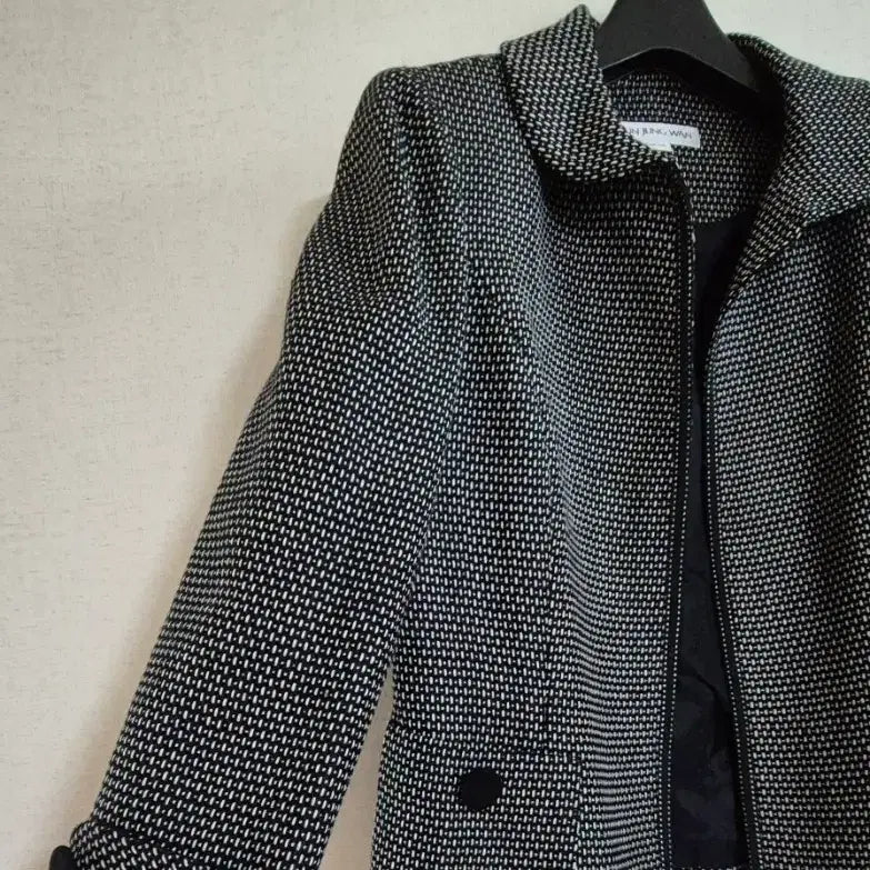 [BUNJANG] Son Jung Wan Tweed Jacket / 백화점판 손정완 8부 모100% 봄 트위드 자켓