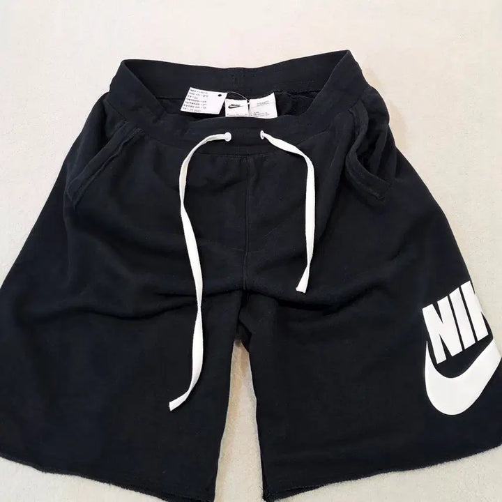 [SOLD OUT] 나이키 츄리닝 반바지