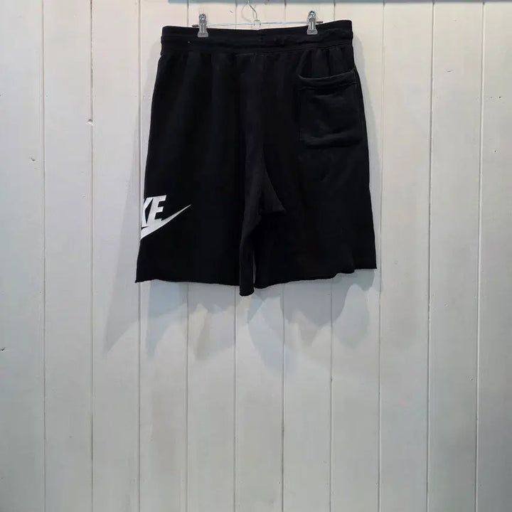 [SOLD OUT] 나이키 츄리닝 반바지