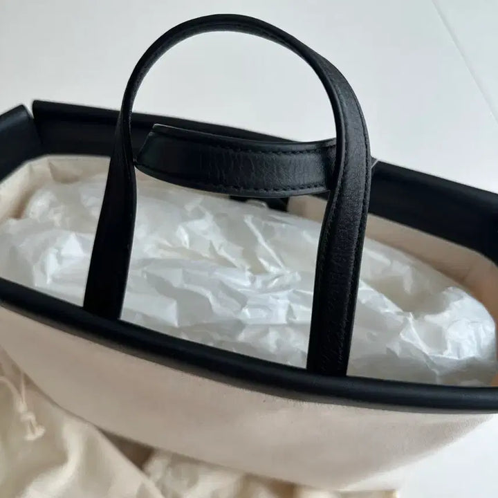 [BUNJANG] Facade Pattern Linda Bag Ecru / 파사드패턴 린다백 에크루