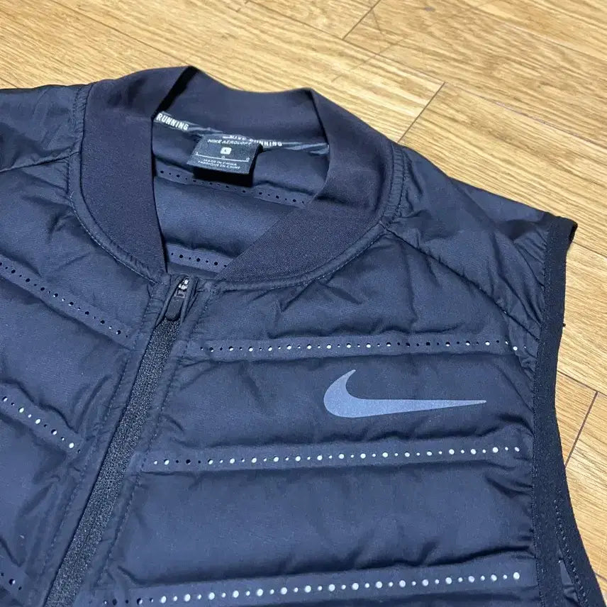 [BUNJANG] Nike Aeroloft 16 Vest / 나이키 에어로프트 에어로로프트 16 명작 러닝 헬스 골프