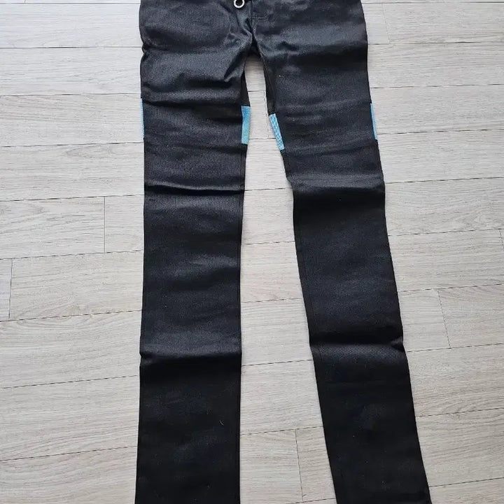 [BUNJANG] Anotheryouth Black Denim Pants / 어나더유스 블랙 데님 팬츠