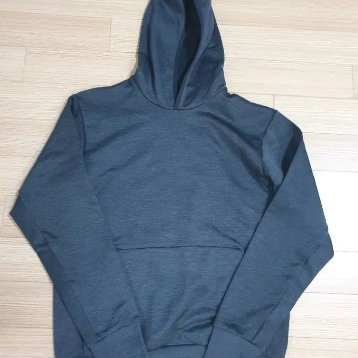 [SOLD OUT] 데상트 후드티셔츠