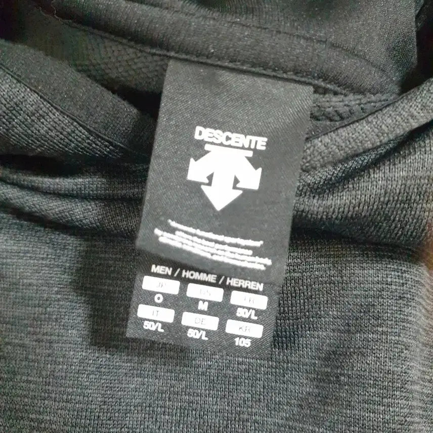 [SOLD OUT] 데상트 후드티셔츠