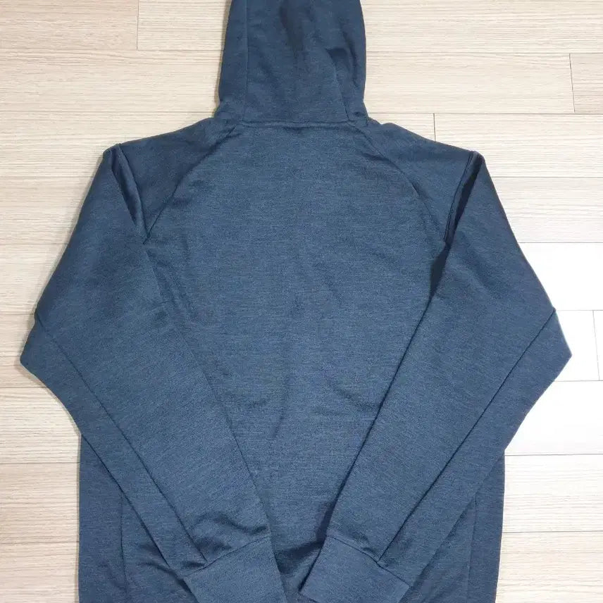 [SOLD OUT] 데상트 후드티셔츠