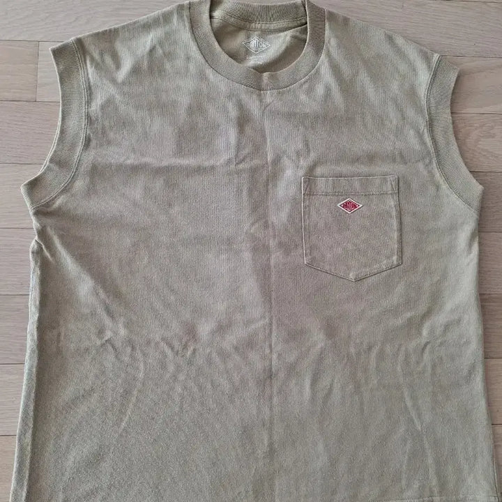 [BUNJANG] DANTON Sleeveless Top / 단톤 슬리브리스