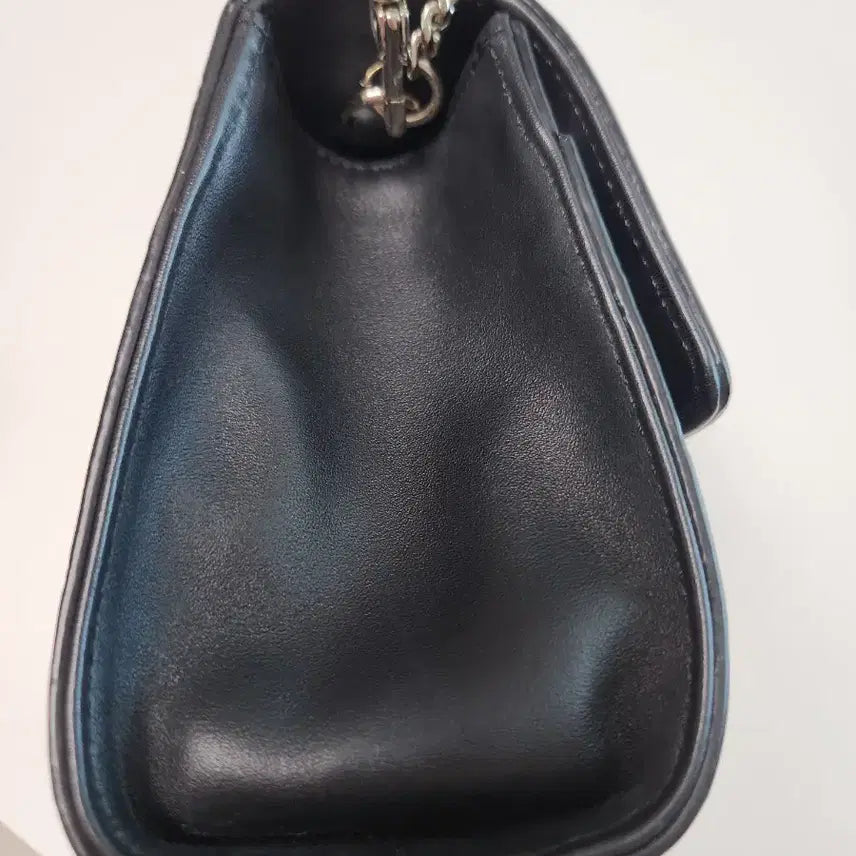 [BUNJANG] Metrocity Shoulder Crossbody Bag / 메트로시티 숄더 겸 크로스백
