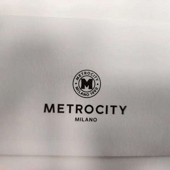 [BUNJANG] Metrocity Shoulder Crossbody Bag / 메트로시티 숄더 겸 크로스백