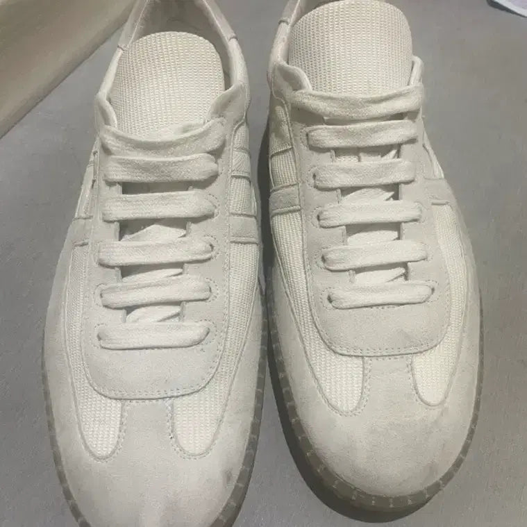 [BUNJANG] Hermes Boomerang Sneakers / 에르메스 부매랑스니커즈