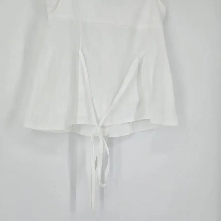 [BUNJANG] POPCORN White Frill Layered Camisole Blouse / (새상품) 레이어드 화이트 프릴 끈나시 블라우스