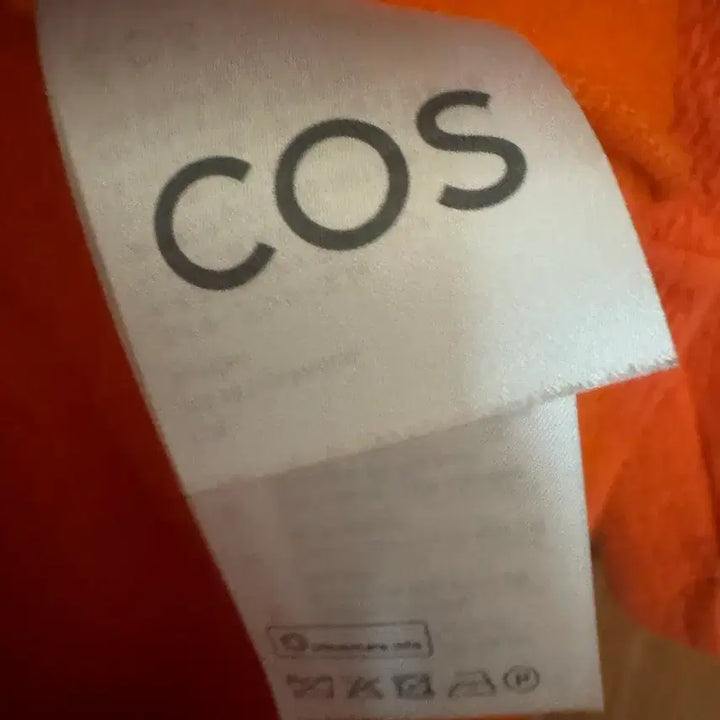 [SOLD OUT] COS 코스 오렌지색 원피스