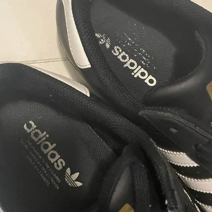 [BUNJANG] Adidas Superstar Black Sneakers / 295 아디다스 슈퍼스타 블랙