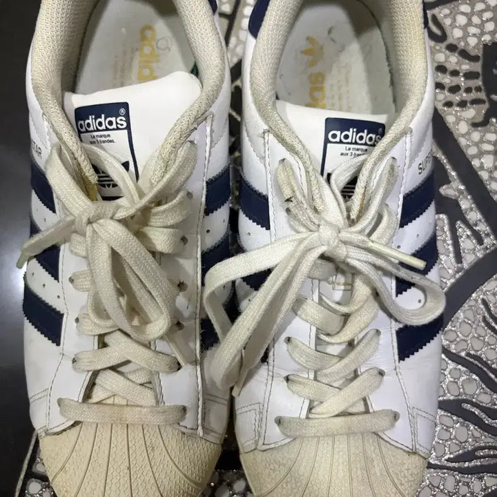 [BUNJANG] Adidas Shoes and Uniqlo Pants Bundle Set / 아디다스 신발, 유니클로 바지