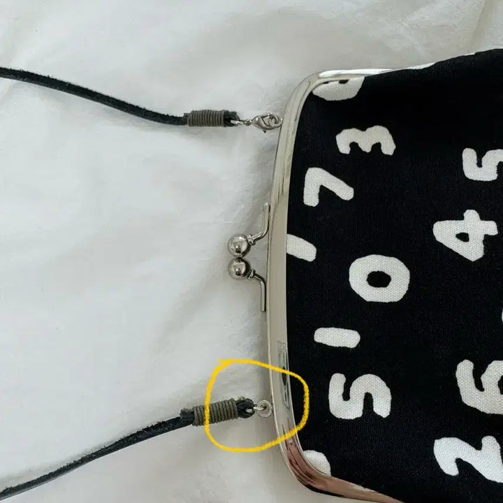 [SOLD OUT] 소우소우 가마구치백