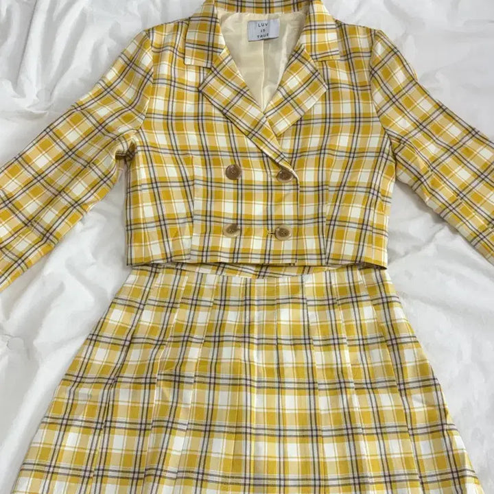 [BUNJANG] Love is True Check Setup Jacket and Skirt Set / S) 러브이즈트루 체크 셋업