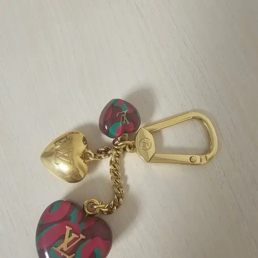[BUNJANG] Louis Vuitton Heart Keychain/Bag Charm Gold / 루이비통 하트 키링/가방참 골드