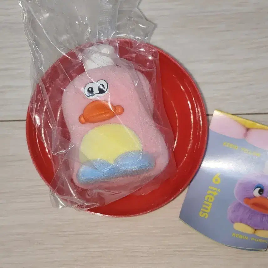 [BUNJANG] Dolsan KEBIN Pink Vase / Pen Holder Gacha / 돌싼 케빈 KEBIN 핑크 꽃병,펜꽂이 가챠