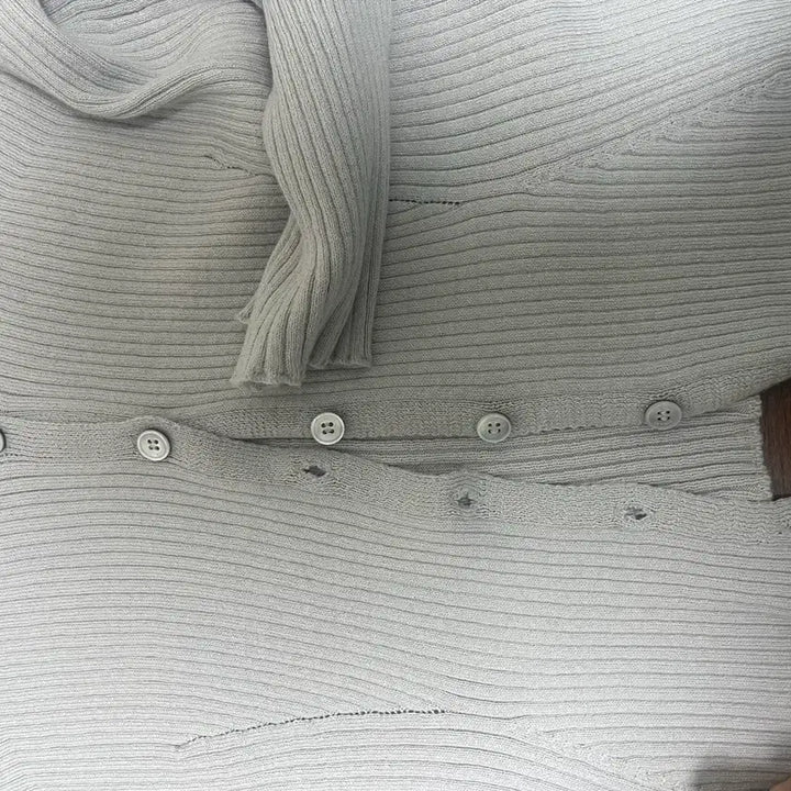 [SOLD OUT] 러브미우 돌먼 브이 가디건