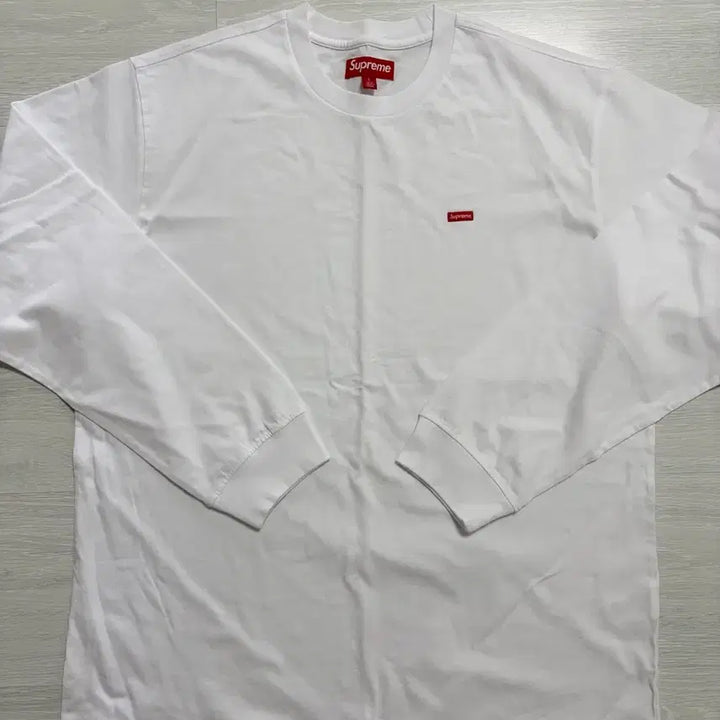 [SOLD OUT] [L] 슈프림 스몰박스 롱슬리브 화이트 24SS (새상품)