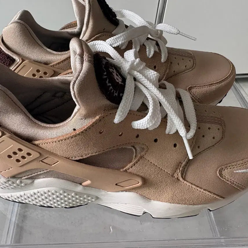 [BUNJANG] Nike Air Huarache Brown 704830-202 / 나이키 에어 허라치 허라취 브라운 704830-202