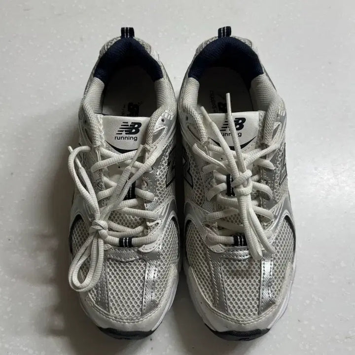 [BUNJANG] New Balance 530 White Sneakers / 뉴발란스 530 화이트 235