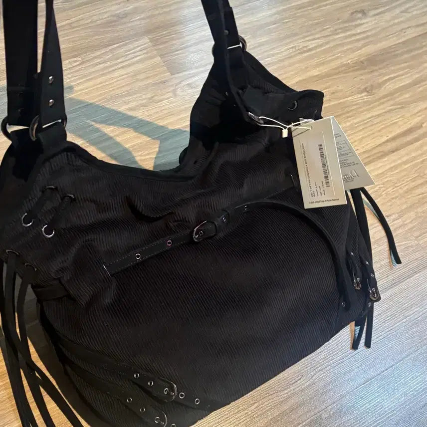 [SOLD OUT] DELI 디테일 코듀로이 숄더백 블랙 새상품