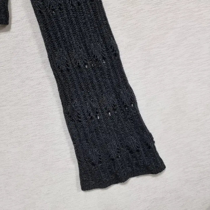 [BUNJANG] Shop Cider Knit Cardigan (Black) - Women&
