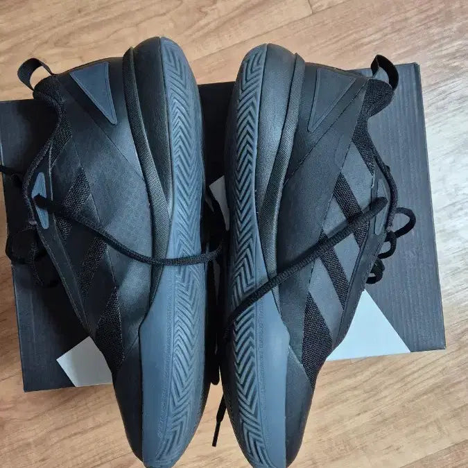 [BUNJANG] Adidas Subzone Basketball Shoes 255 / 아디다스 서브존 농구화 255