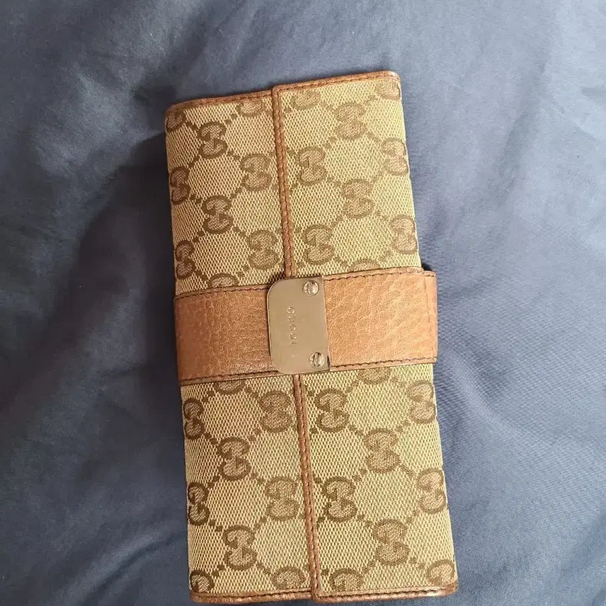 [BUNJANG] Gucci GG Logo Bifold Wallet Brown / 구찌 GG로고 반지갑 브라운