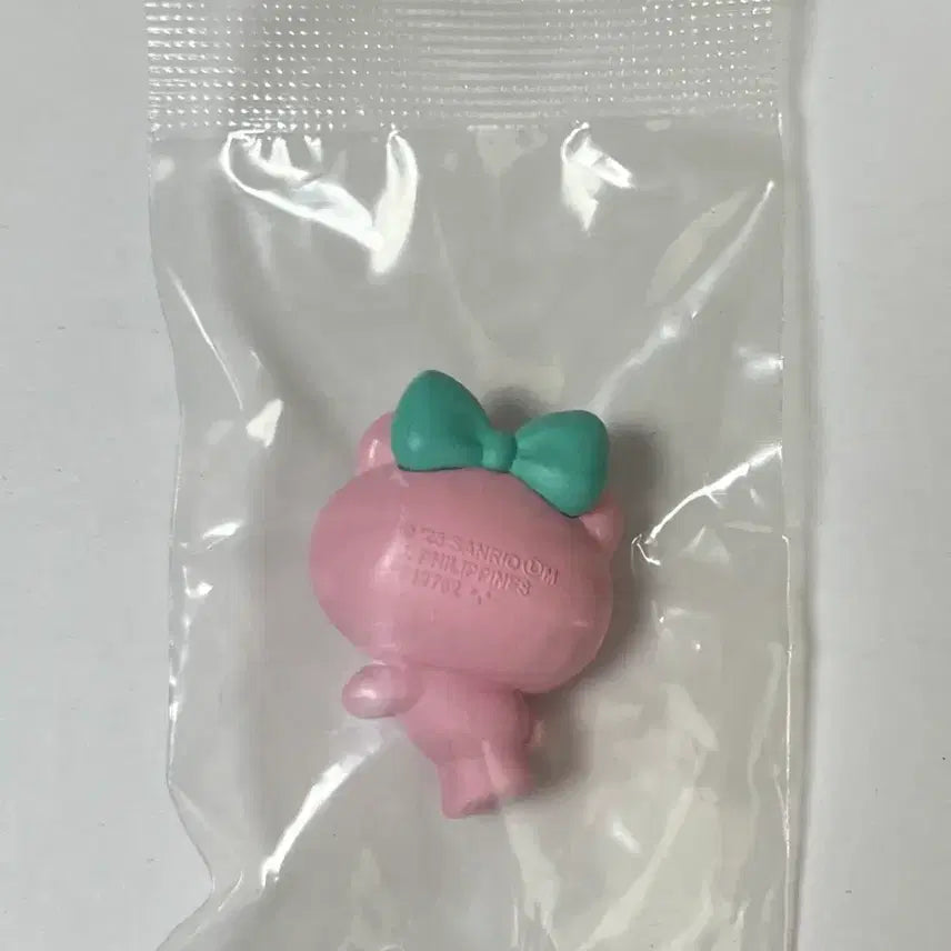 [BUNJANG] Sanrio Hello Kitty Hug Court Figure / 산리오 헬로키티 허그코트 피규어 가챠 미개봉