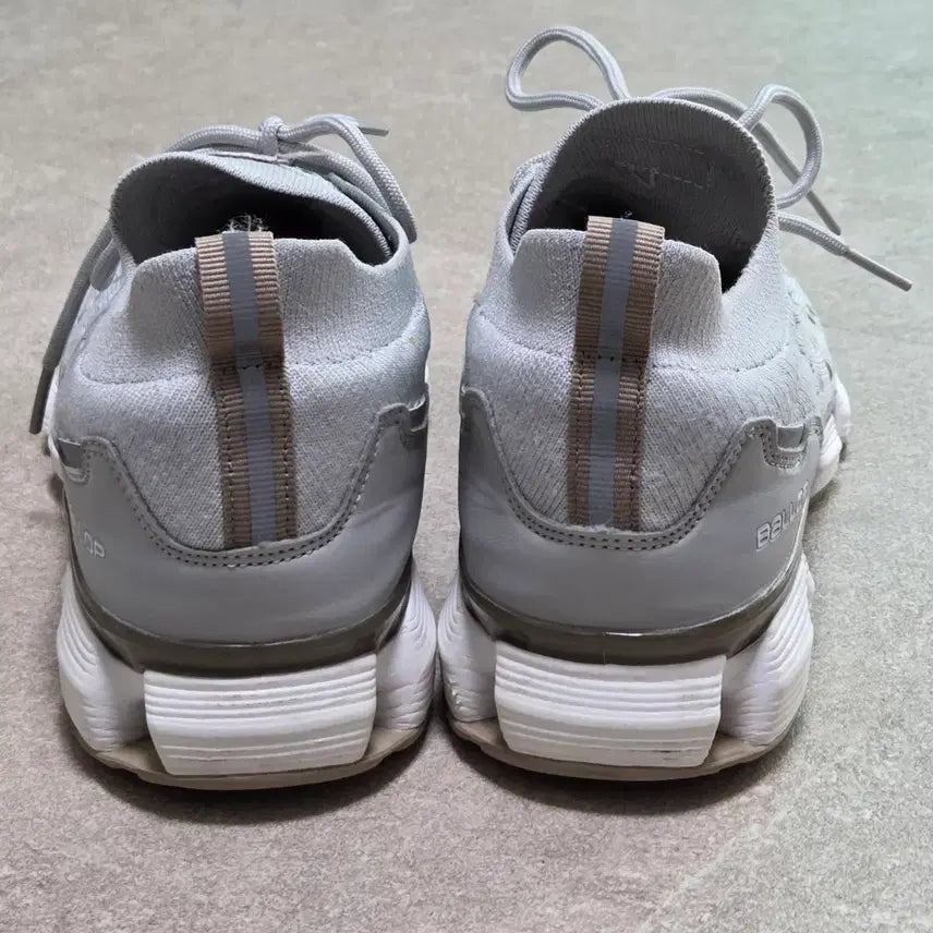 [BUNJANG] Ballop Tibat 2.0 Gray Running Shoes / 무료배송) 밸롭 런닝화 티바트2.0 그라데이션 그레이 250mm